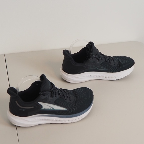Altra Torin 7 Women's Size 9 Black White Running Training Walking Shoes Sneakers - Picture 3 of 10